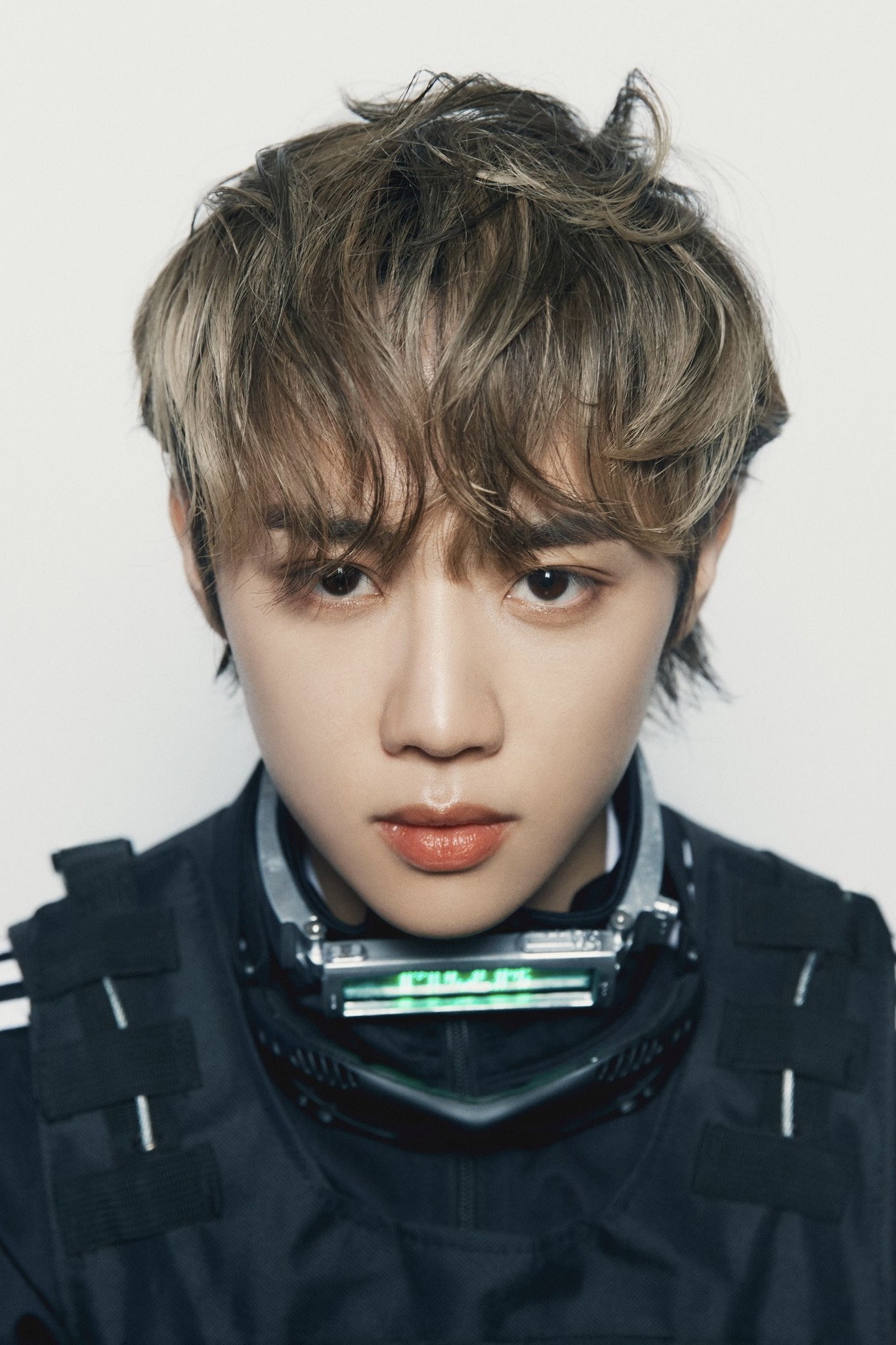 선우 as DJ in Idol Radio