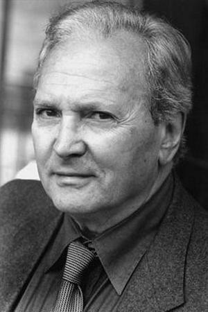 Osvaldo Ruggieri as Giovanni in Shopgirls