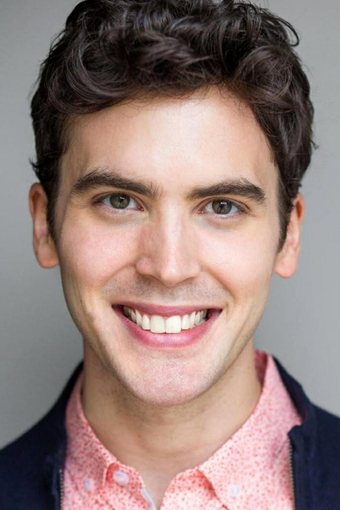Aaron Arnold as Frank in Splitting Image