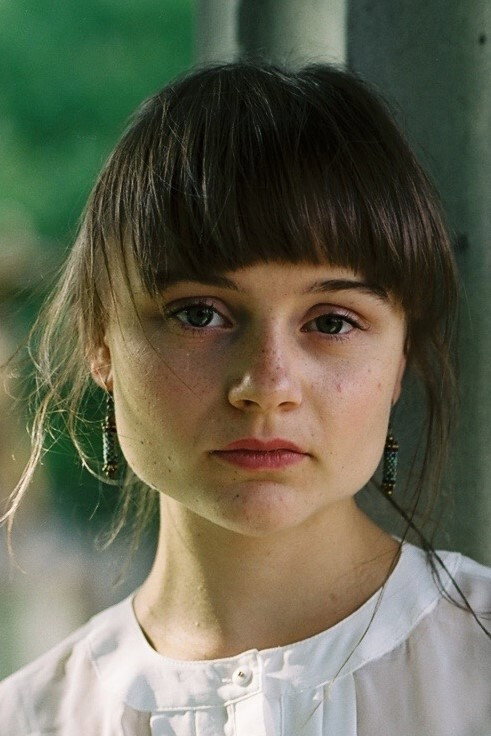 Lena Urzendowsky as Yolanda in Sweet Disaster
