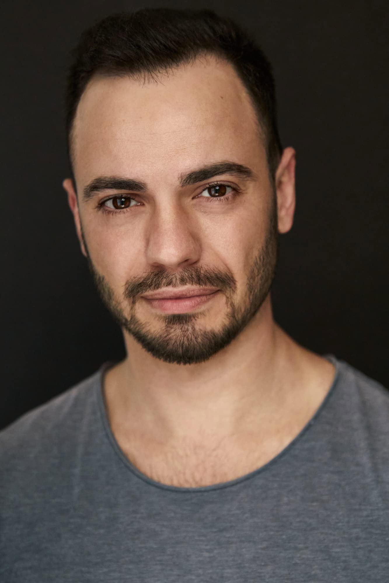 David Soncin as Simon in River