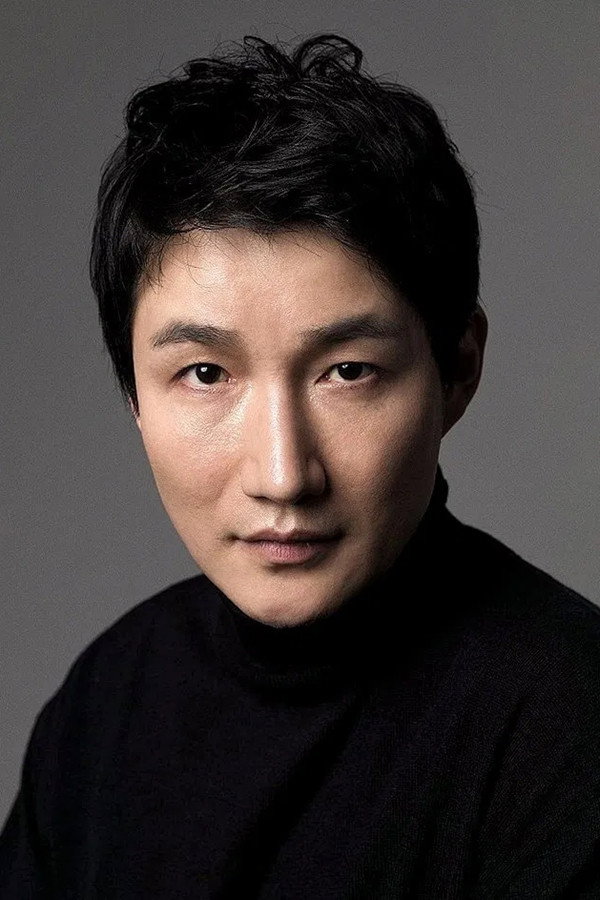 허동원 as Sang-hoon in Special Delivery