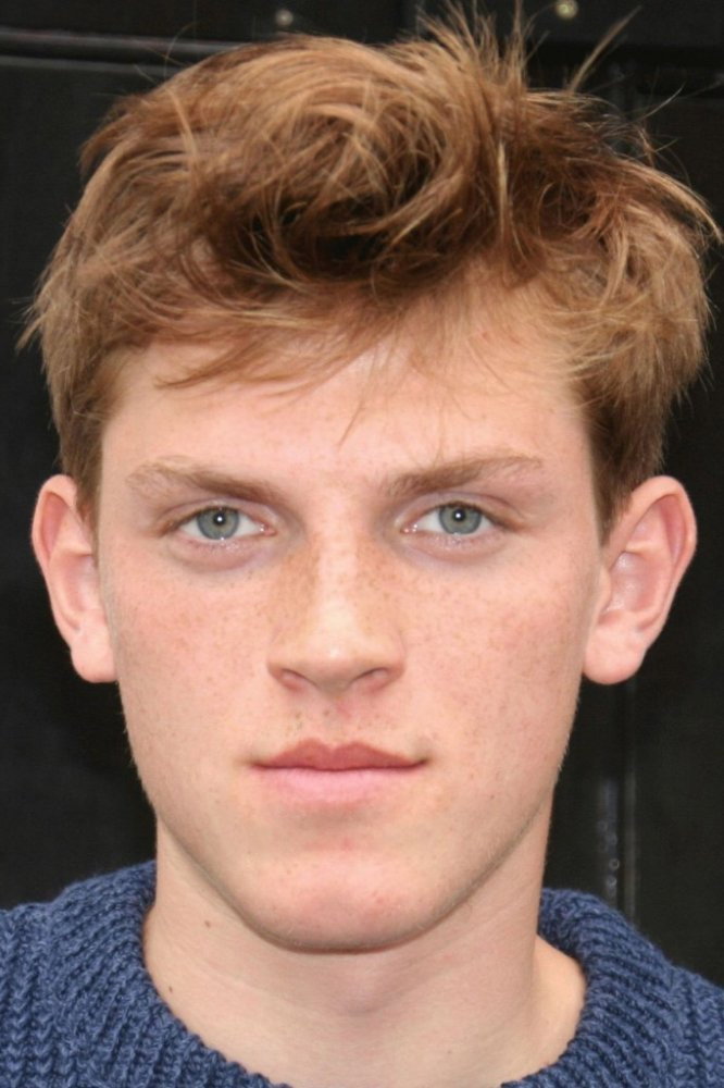 Enno Trebs as Jonas in Echo of Tomorrow's War