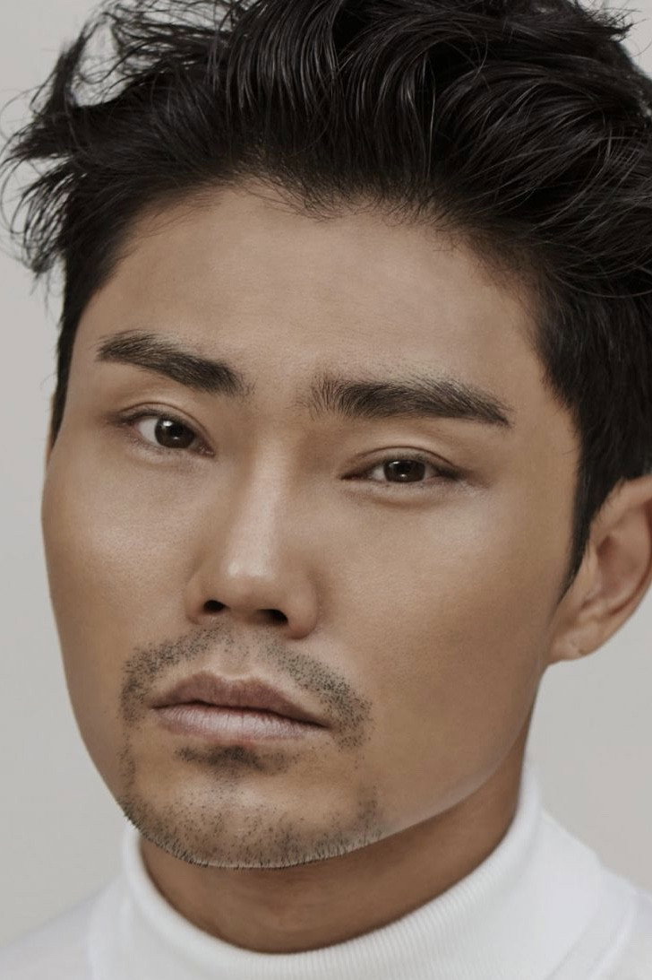김범수 as Self - Voice reader in The Second World
