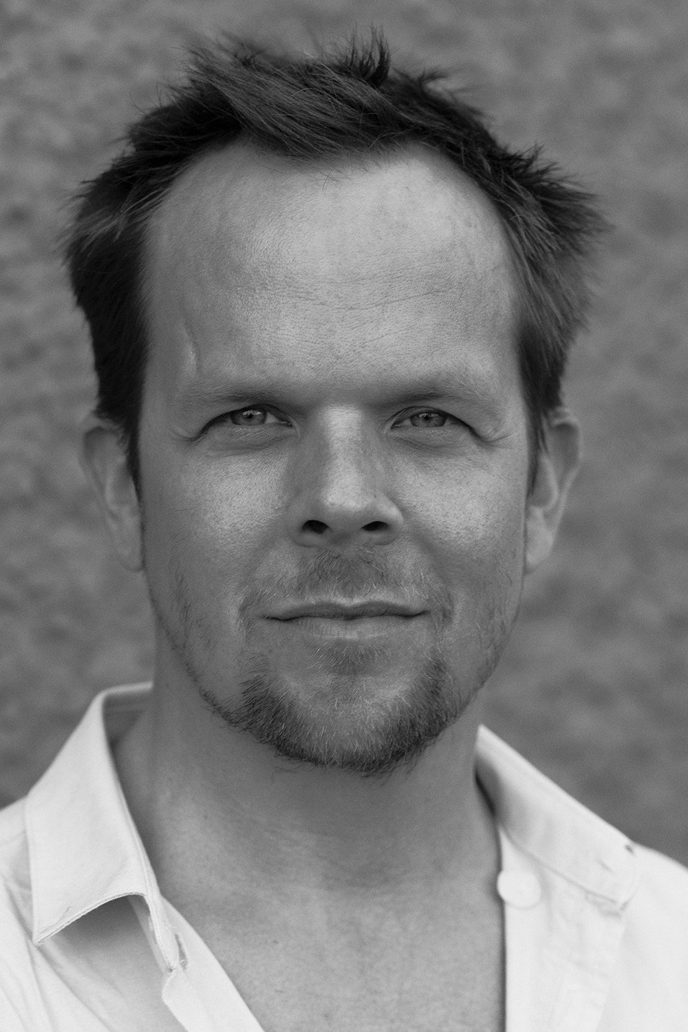 Daniel Larsson as Rickard in Coachen