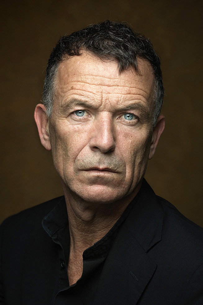 Raymond Thiry as Luther in Doodstil