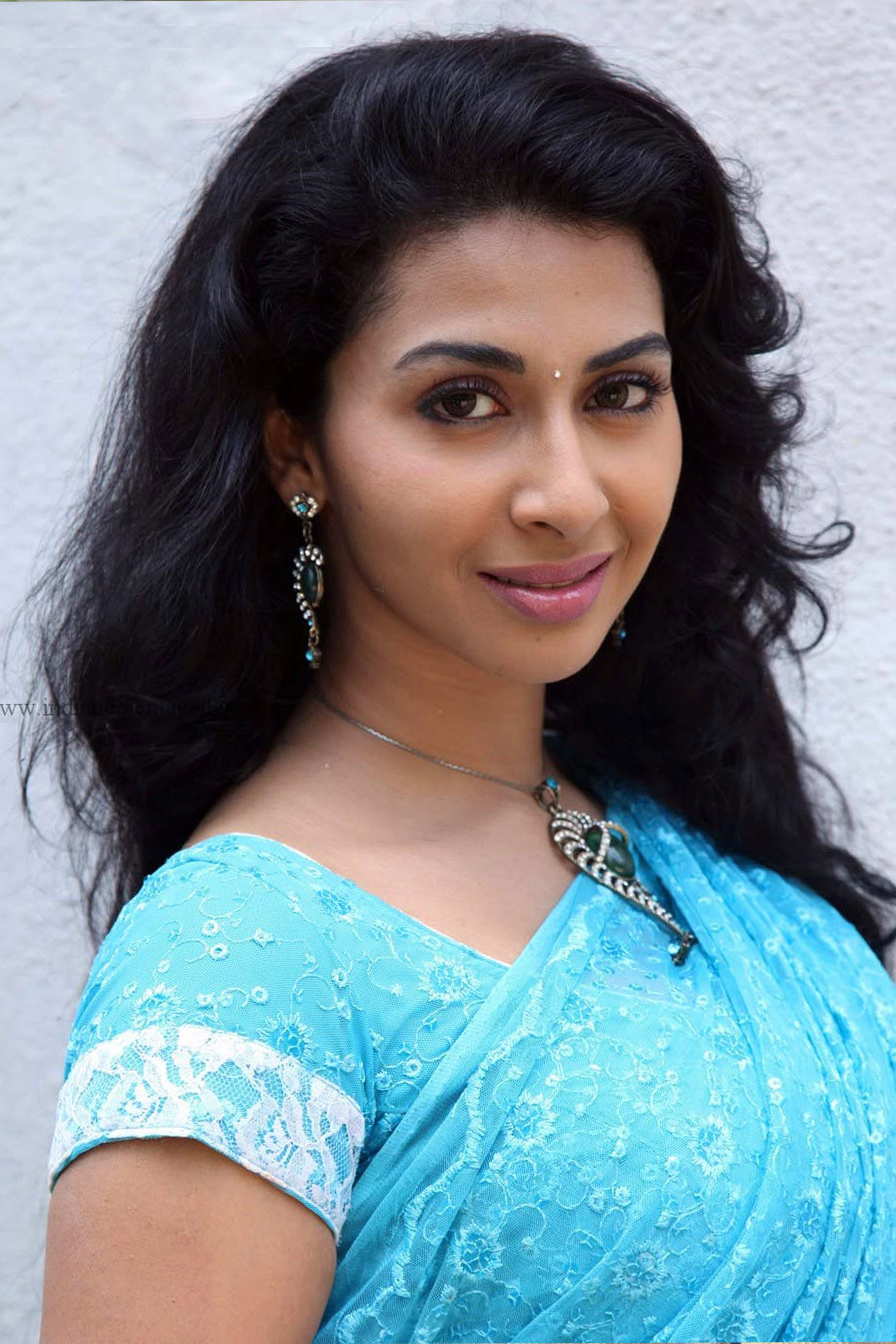 Gayathri Iyer as Barkha Khanna in Ghost
