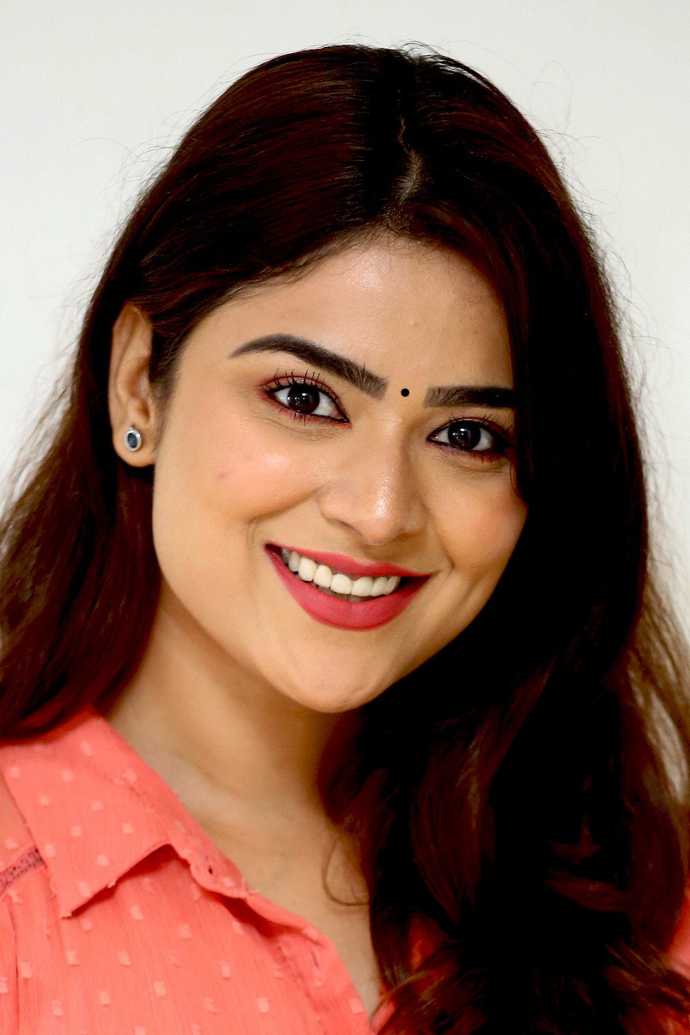 Priyanka Sharma as Swapna in #Viral Prapancham