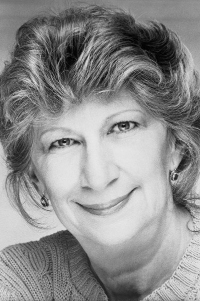 Liz Sheridan as Edna Gordon in Play the Game