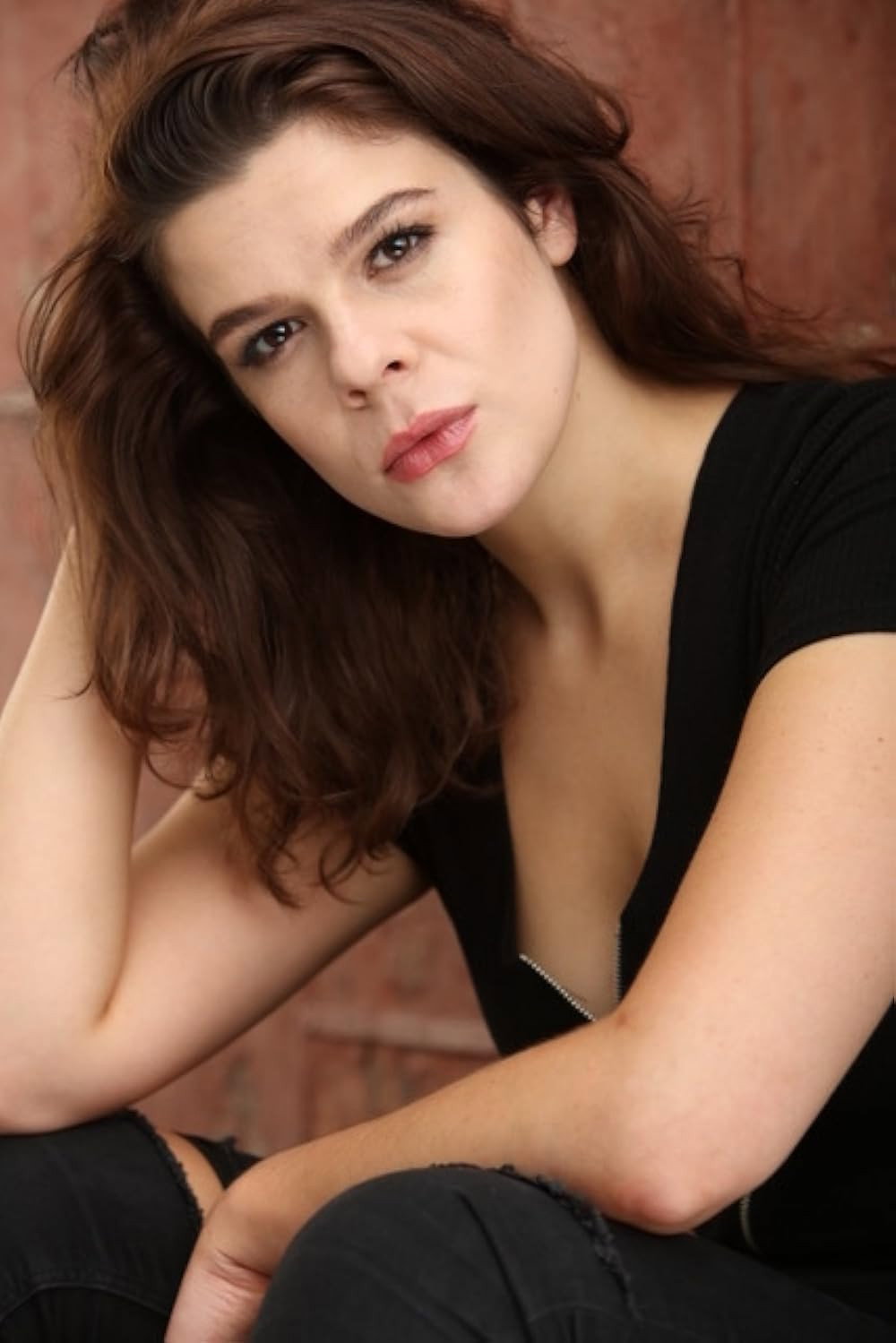 Annamarie Kenoyer as Ree in Lola's Last Letter
