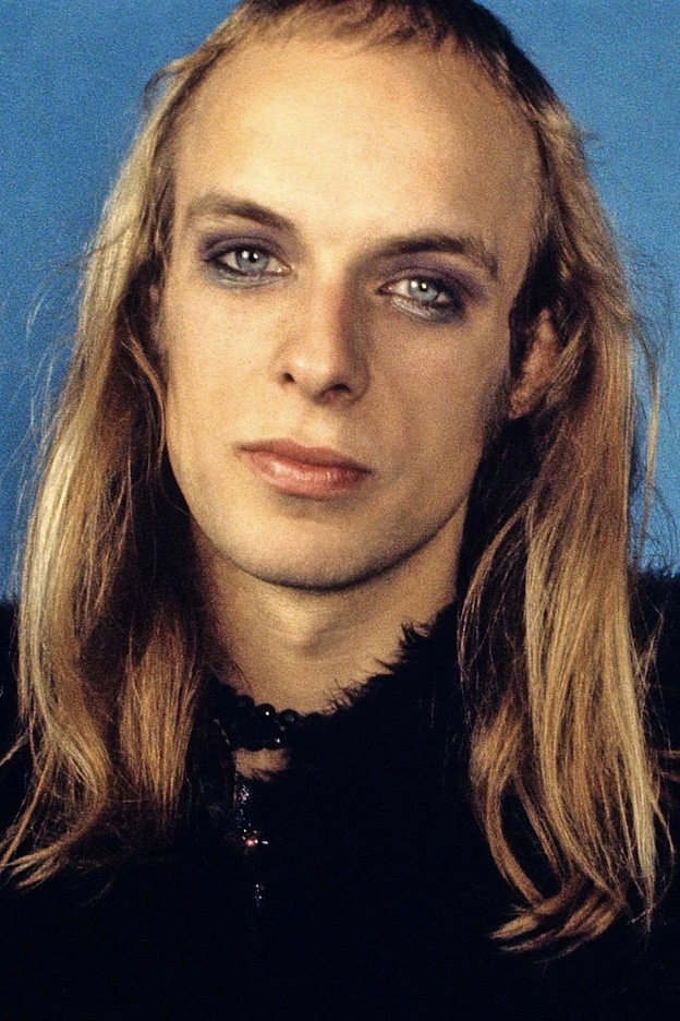Brian Eno as Self (archive footage) in DEVO