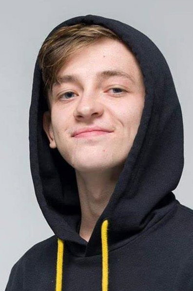Jakub Nemčok as Marty in #martyisdead