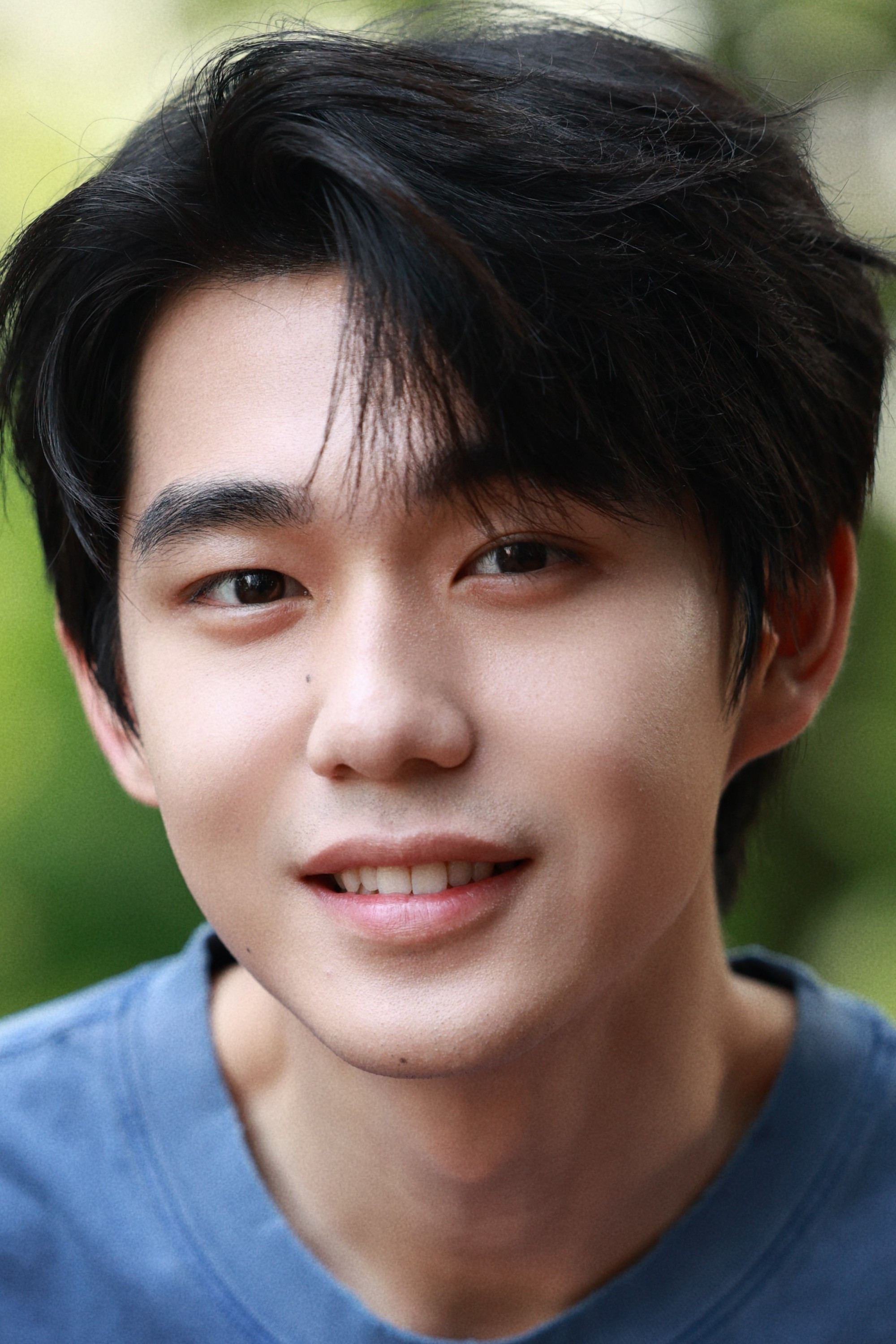 Fang Xiaodong as Xu Yang in Back to Seventeen