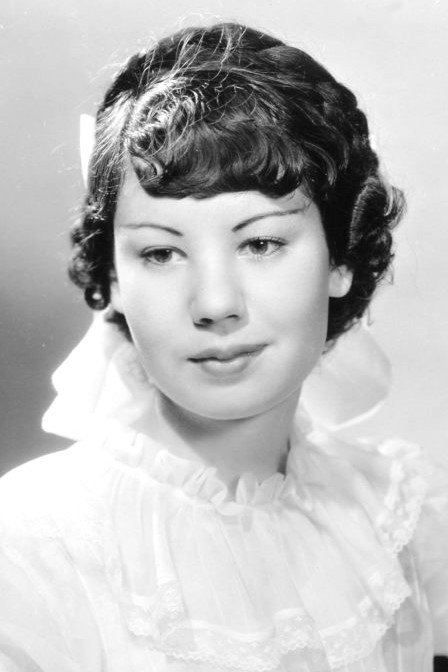 Baby Peggy as Self in Girl 27