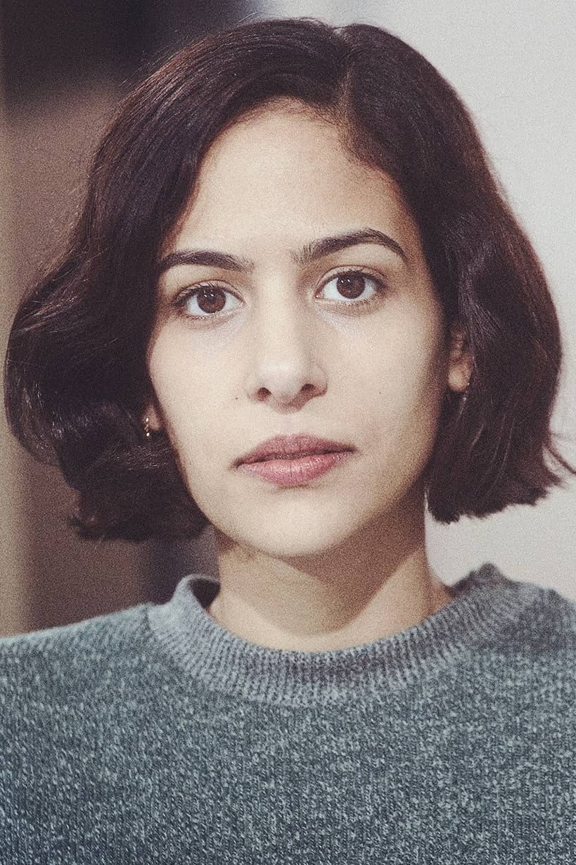 Joana Botelho as Fernanda in Mulheres, às armas!