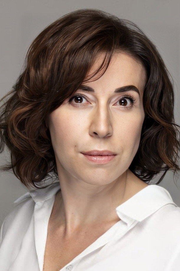 Handan Yıldırım as Aydan in Derin Sular