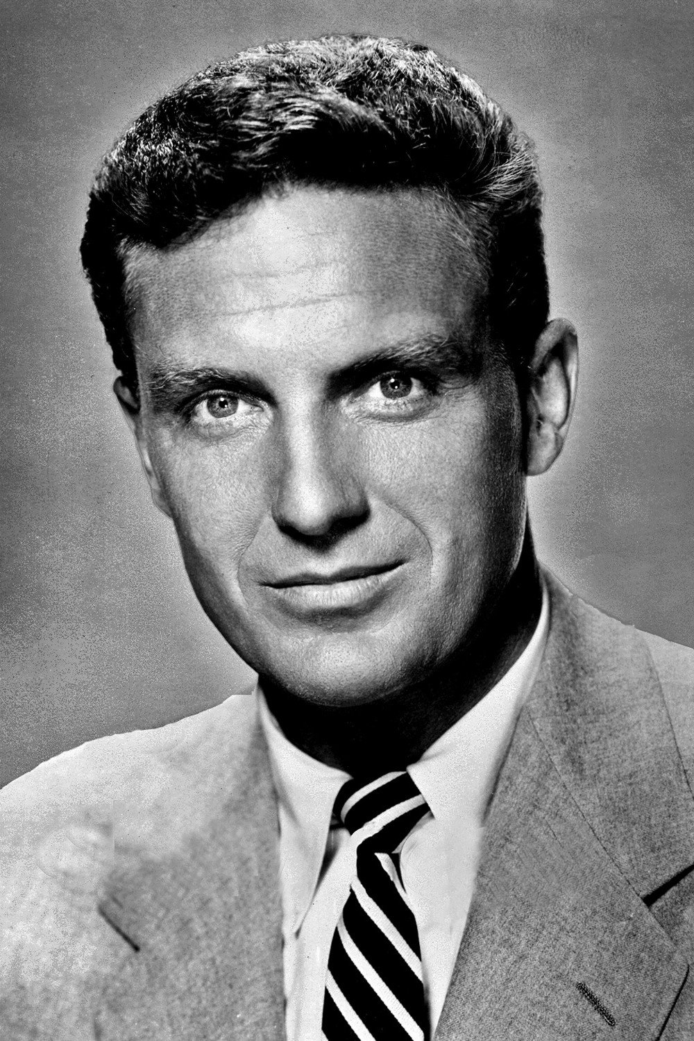 Robert Stack as Captain Linc Evers in Most Wanted