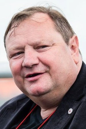 Martin Štěpánek as Himself in Česká reklama: Úsvit kapitalismu