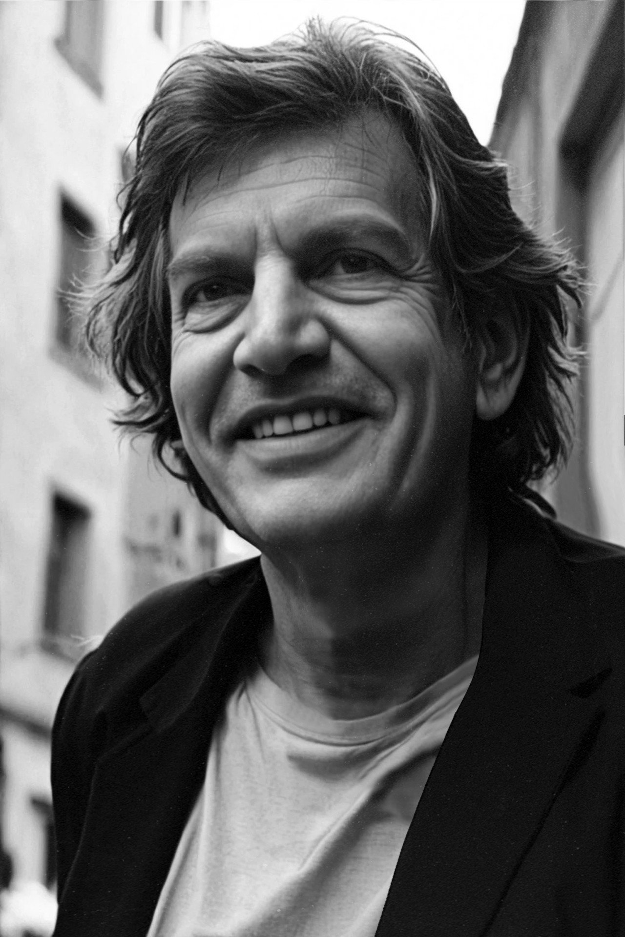 Jean-Paul Wenzel as Gilles in Bazar