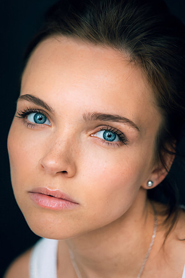 Наталья Земцова as Marina in To the Lake