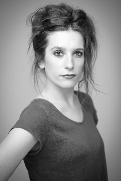 Eléonore Arnaud as Malika in Nude