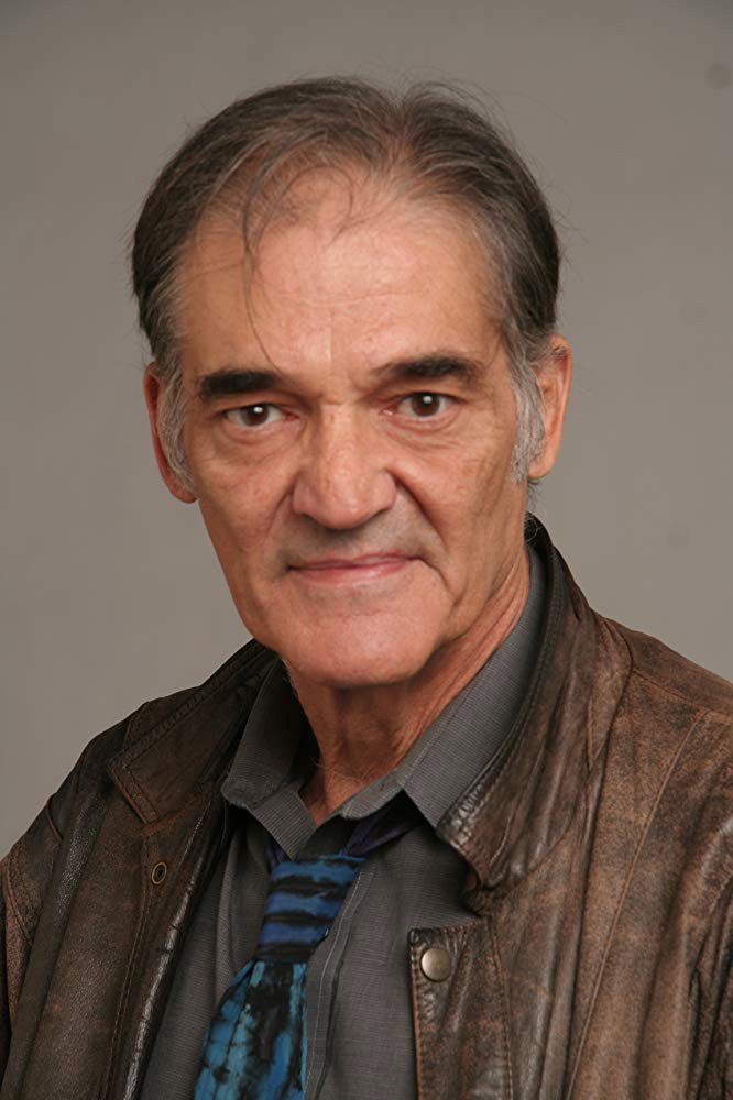 Ed Trotta as Ed in Huck and the King of Hearts