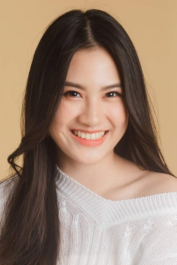 Sawanya Paisarnpayak as Min in To My Puzzle Pieces