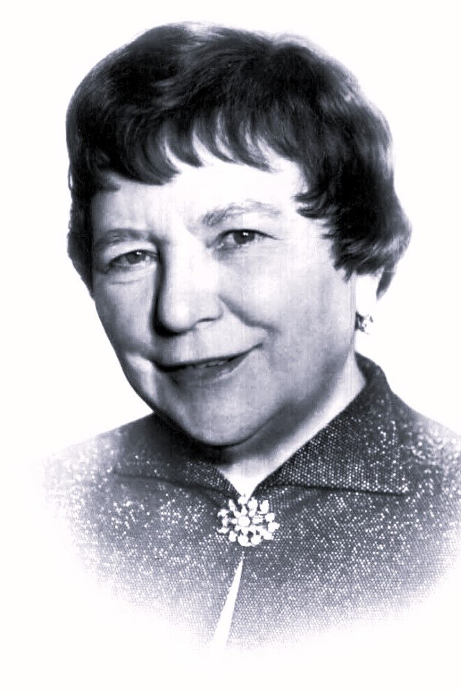 Liesl Karlstadt as Katinka Brummer in The Bartered Bride