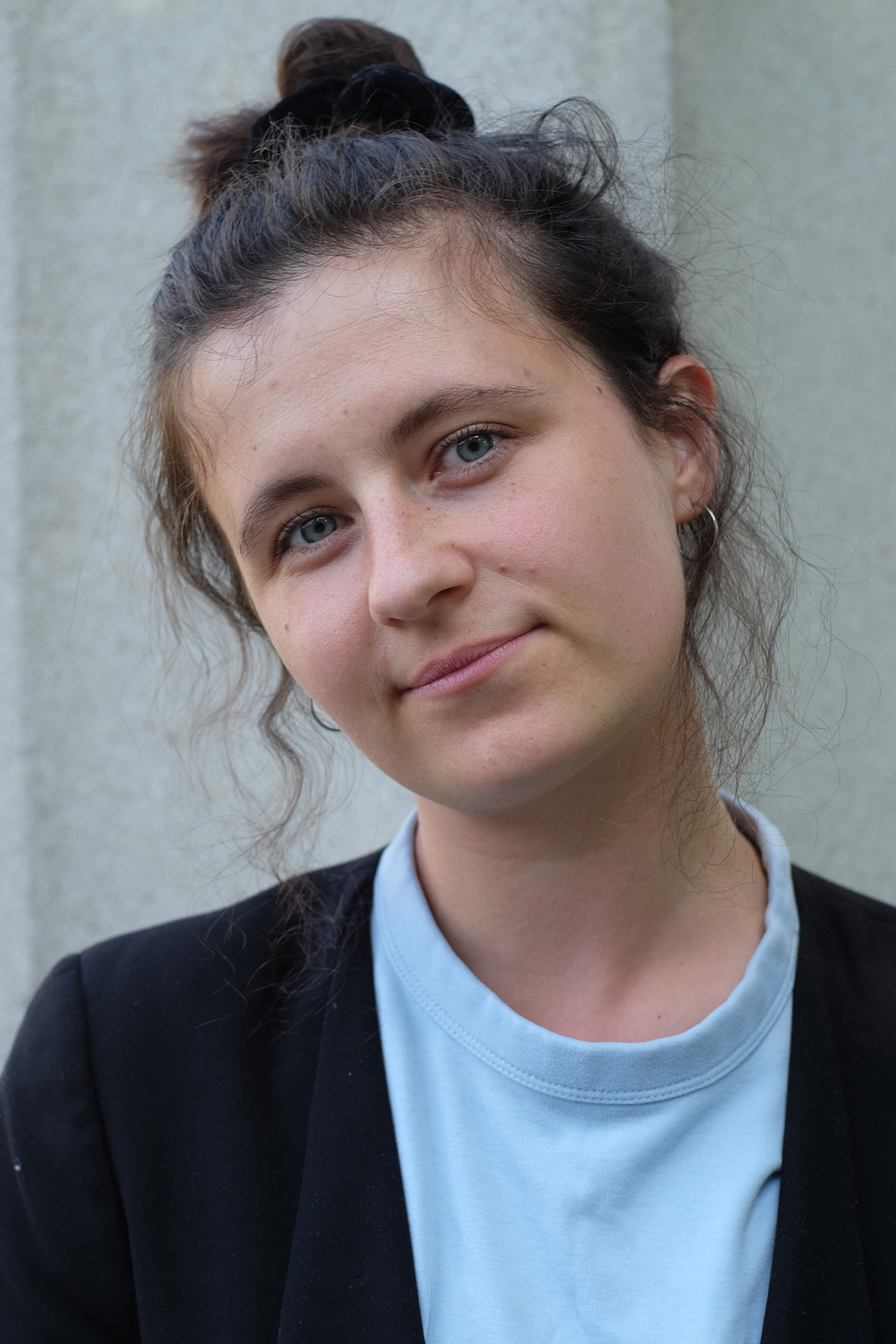 Sofia Falzberger as Elfi in Elfi