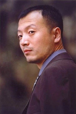Wei Xiaotong as 谷向前 in 整编岁月