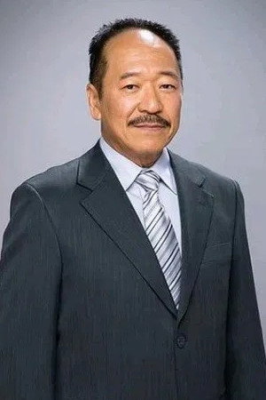 傅雷 as Le-Fu's Father in Unexpected Courage