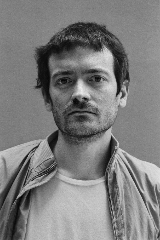 Julián Génisson as Beatriz-Rafael in Biotopía