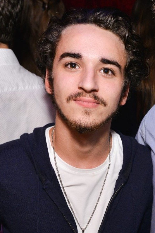 Gaston Ardisson as Self (Thierry Ardisson's son) : Interviewed in La face cachée de l'homme en noir