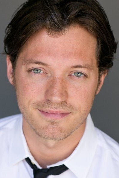 Morgan Ayres as John in Online