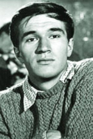 Dan Nuțu as Jorj in Ora zero