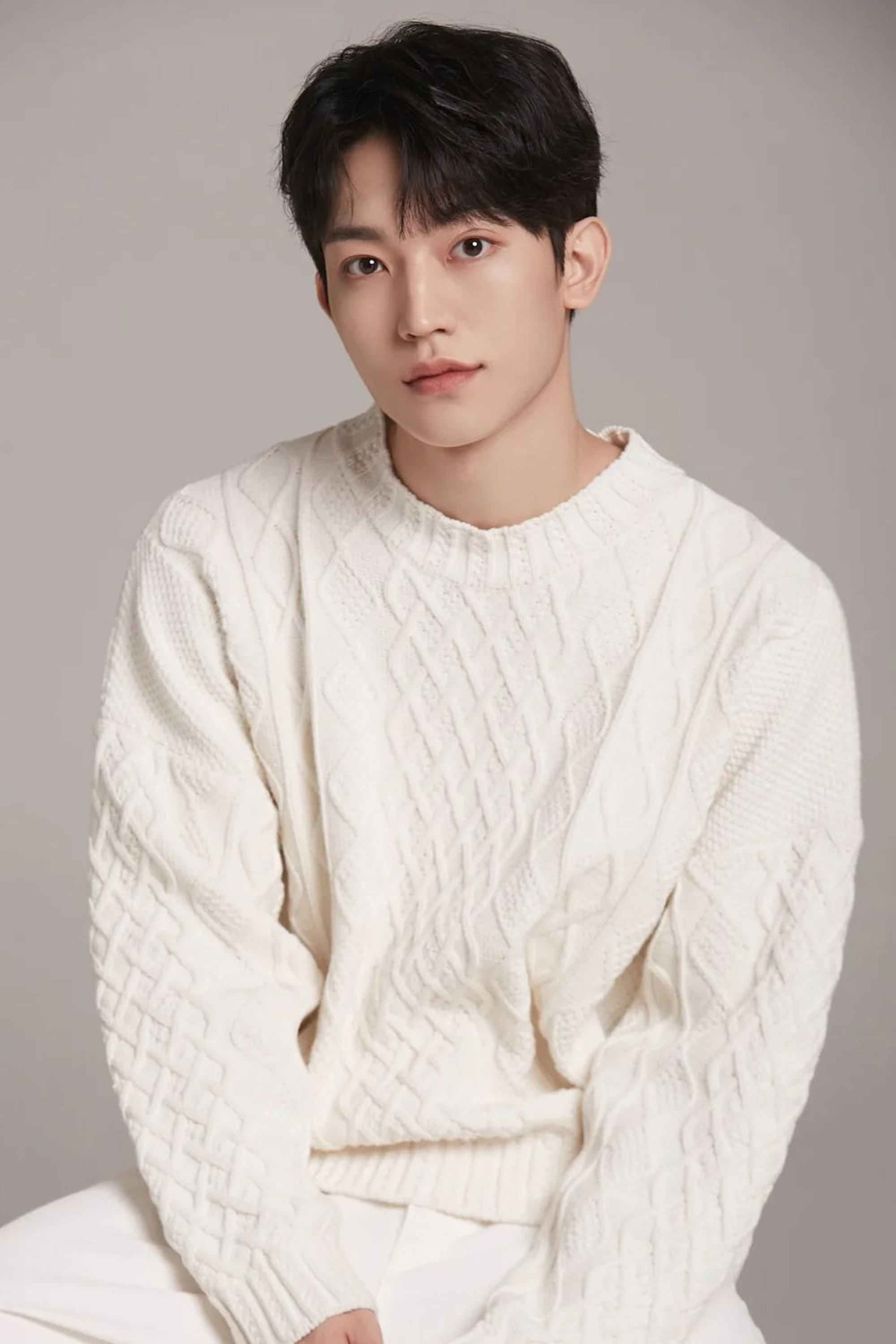 Kim Hyun Wook as Kim Jun-seung in Cherry Blossoms After Winter