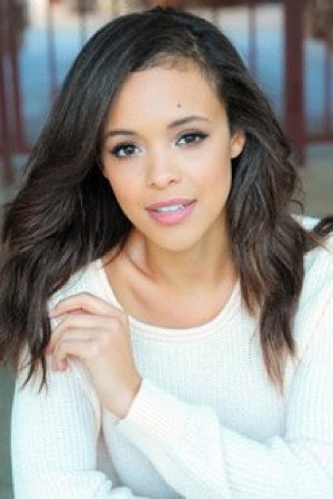Aubrey Cleland as Crystal in Fragile.com