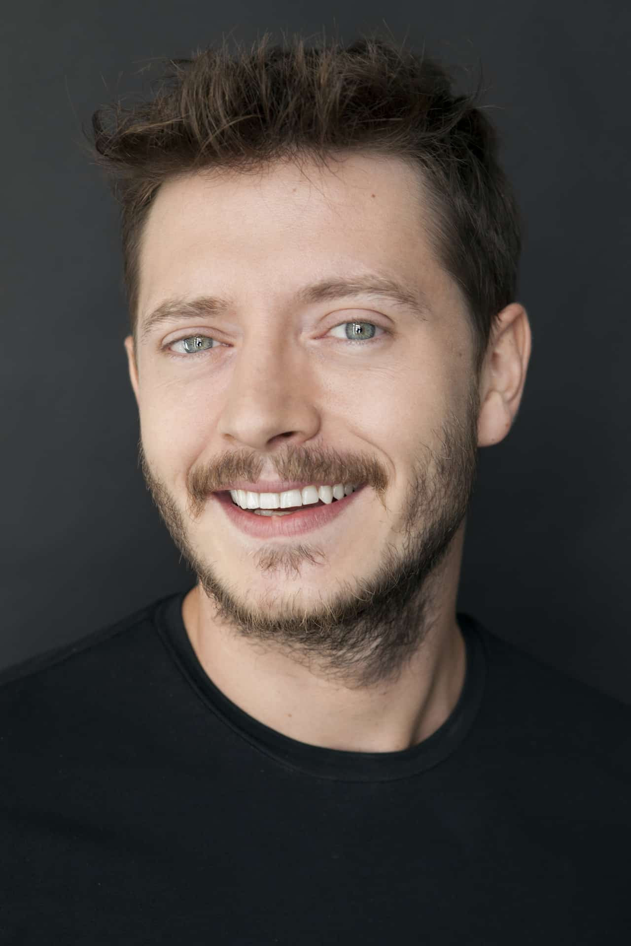 Serkan Şenalp as Emre Arslan in Kızım Nerede