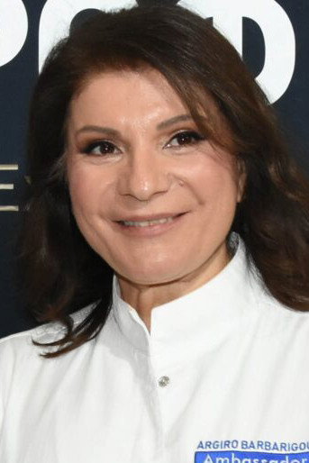 Αργυρώ Μπαρμπαρίγου as Self - Chef in Καφές με την Ελένη