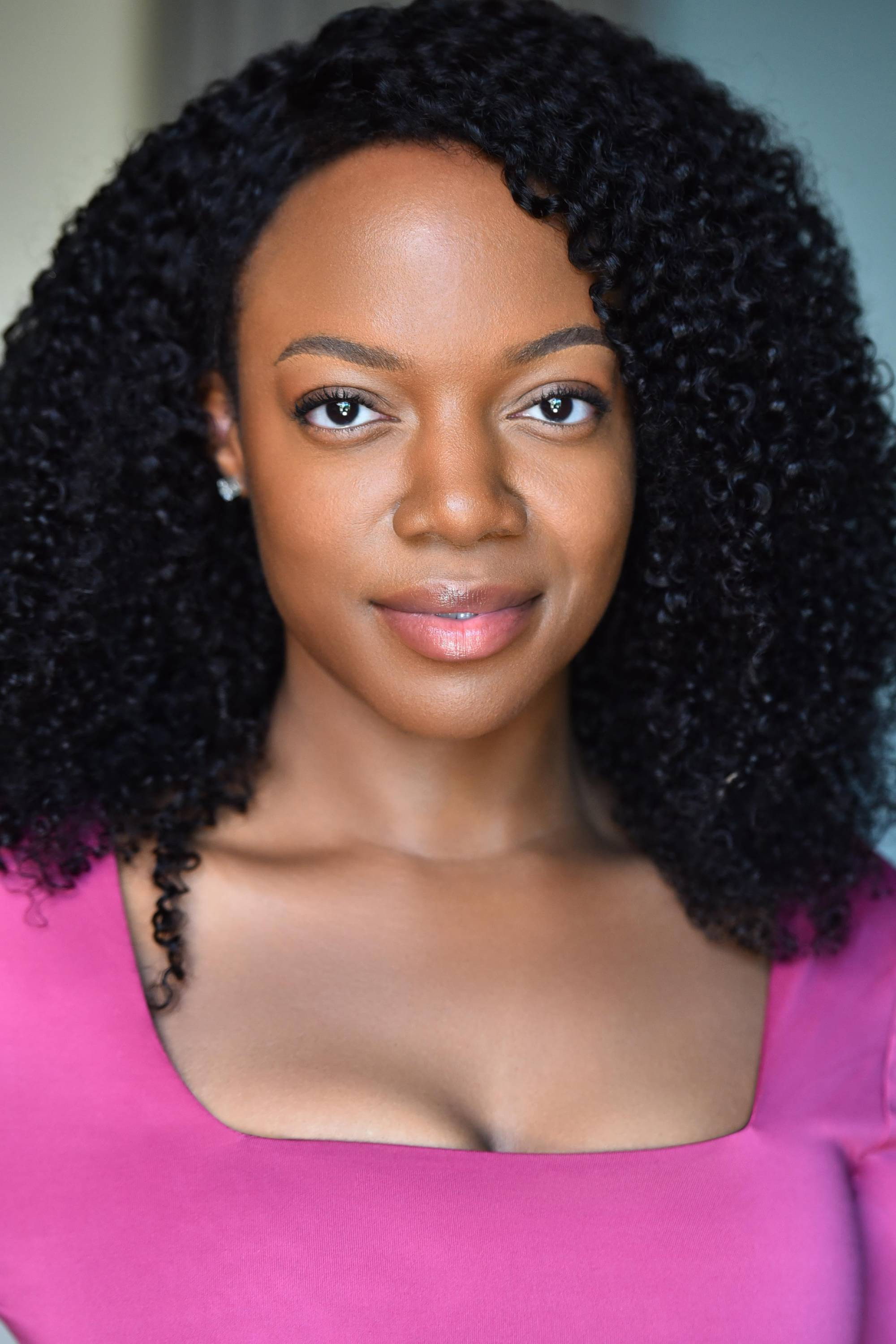 April Mae Davis as Alice Moffatt in War of the Worlds: Extinction