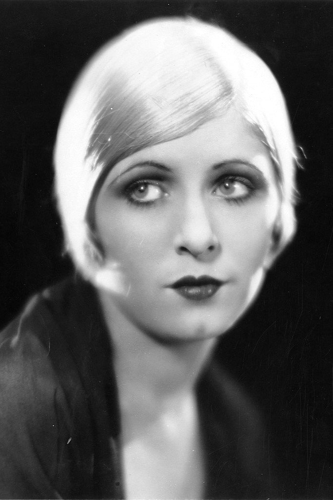 Dorothy Seastrom as Miss Brown in Crushed
