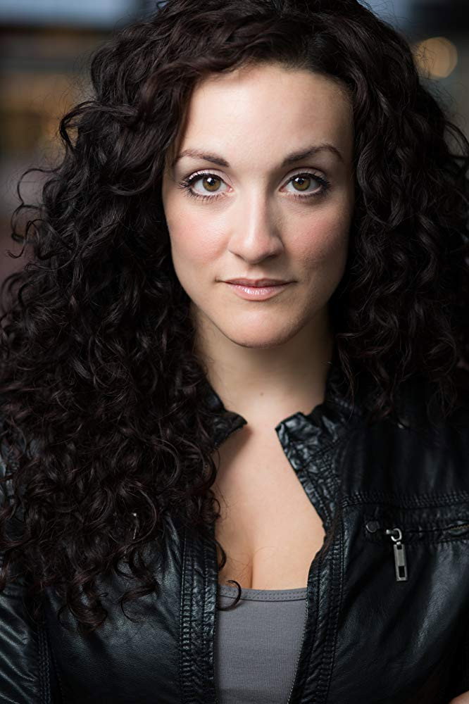 Stefania Indelicato as Sarah in Long Lost Christmas