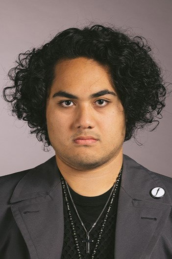 Rocky Manusaute as Bolo in Duckrockers