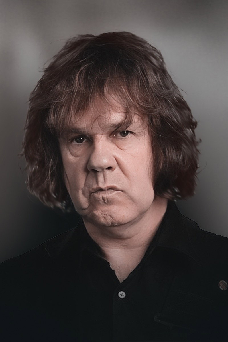 Gary Moore as voce solista, chitarra ritmica in Gary Moore  -  Definitive Montreux Collection