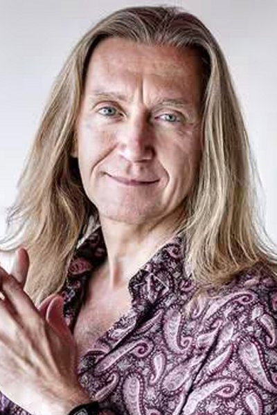 B-Joe Johansen as Shu-bi-dua 2.0 in Shu-bi-dua 50: Hyldestkoncert fra Musikkens hus