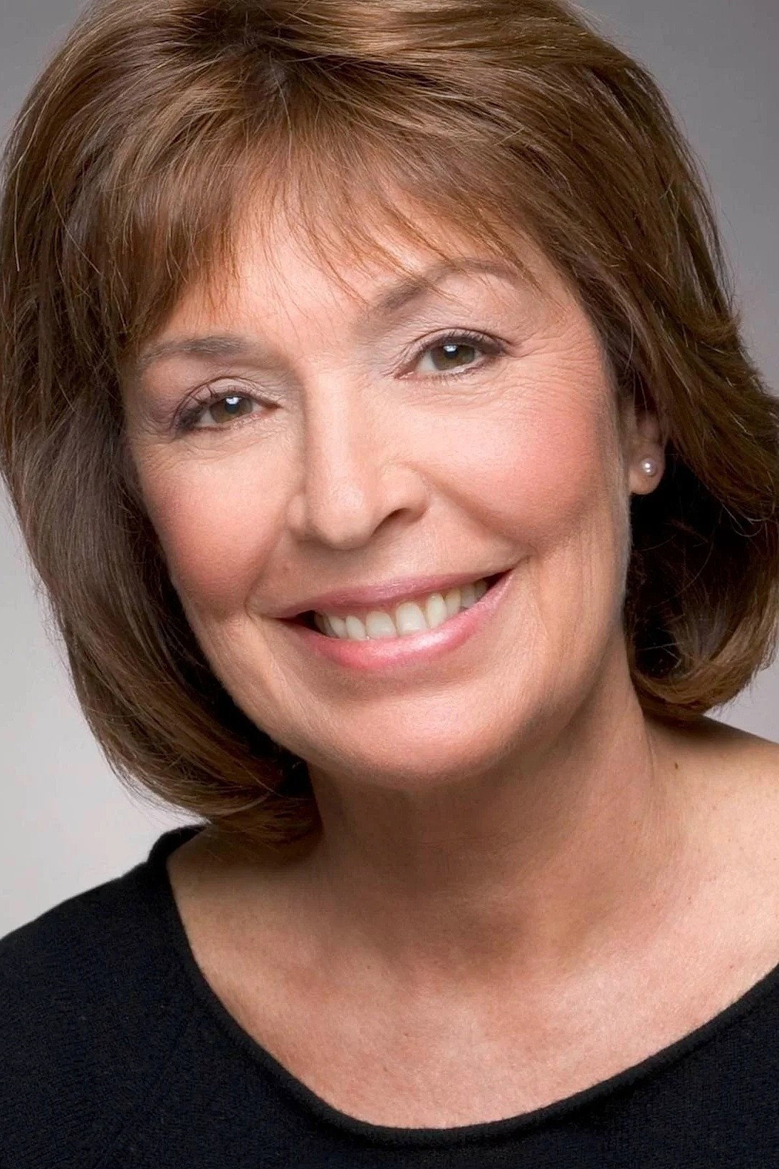 Polly Adams as Florence Chapman in The Cinder Path