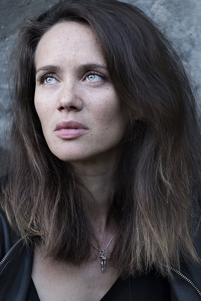 Hanna Konarowska as Gosia in Czarny