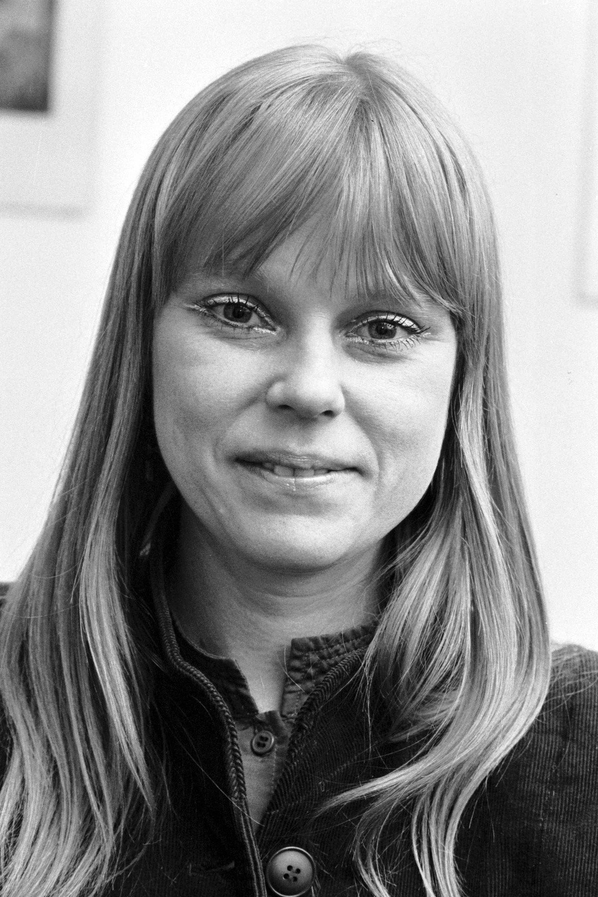 Lenka Kořínková as Ulrika Dobríková in Dobrí ľudia ešte žijú
