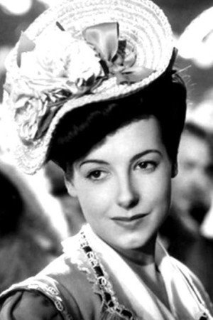 Marcelle Derrien as Edmée in Chéri