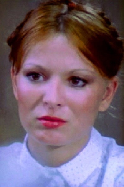 Élodie Delage as Nana in Bad Dreams
